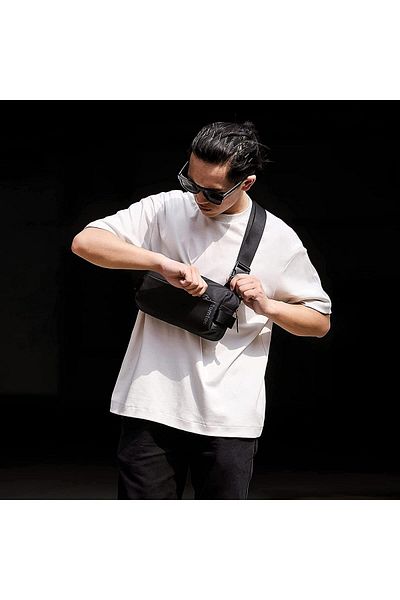 Tomtoc Explorer-T21 Crossbody Unisex Bag Small Backpack Lightweight Modern Water Resistant Shoulder Bag