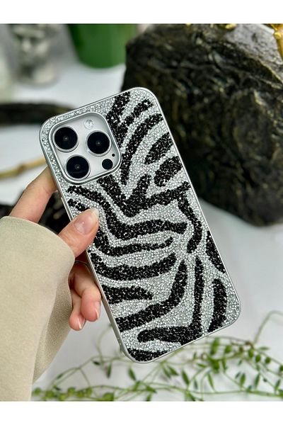 Go Aksesuar حافظة سيليكون متوهجة بتصميم ألماس منقوشة ومتوافقة مع هاتف Iphone 15 Pro