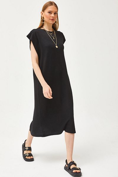 Olalook Schwarzes Damenkleid mit Unterarmausschnitt und Rückenschlitz und Kristallen ELB-19002085