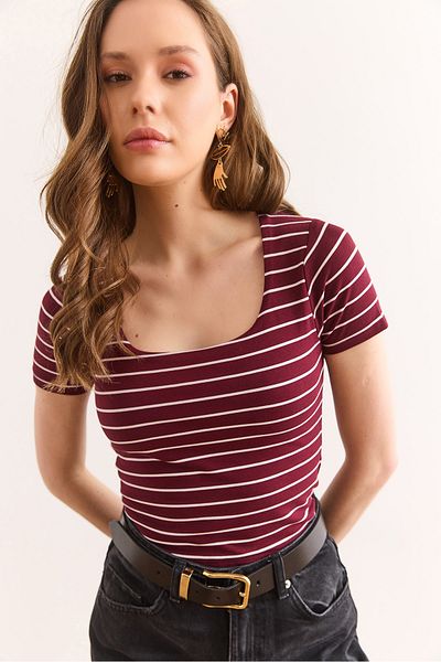 Olalook Tricou din bumbac elastic cu guler pătrat cu dungi bordeaux TSH-19000886