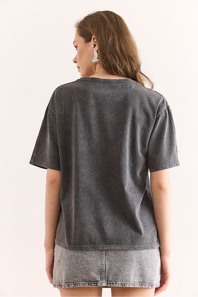 Olalook Γυναικείο μπλουζάκι με στάμπα Anthracite Savage Sequin Washed TSH-19000884