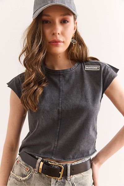 Olalook Women's Anthracite Garnished Washed Crop T-Shirt Tsh-19000881