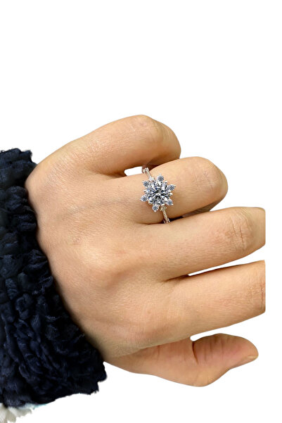 Laboratuvar Pırlantası Lp 1.50 karat lotus yüzük, lotus çiceği yüzük, prenses...