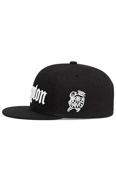 CosmoOutlet Compton Μπροστινό και Πλαϊνό Κέντημα Πίσω Ρυθμιζόμενο Βαμβακερό Μαύρο Καπέλο Hip Hop