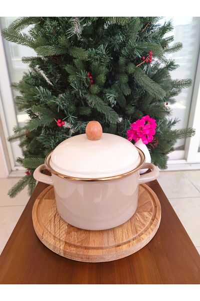Madame Coco Bonneville Pot - Beige Color - 18 cm