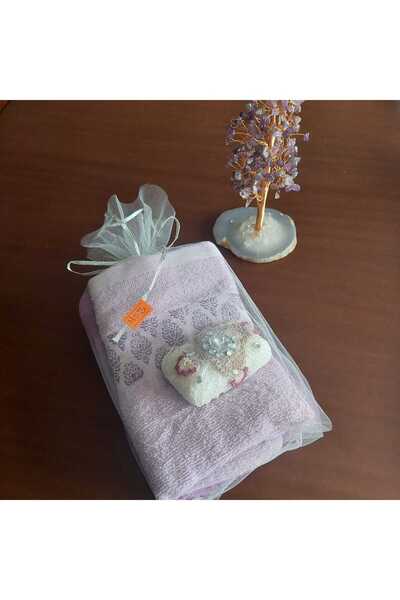 esdekor Hediyelik Küçük Havlu Set (30x50 Havlux2 + El Yapım Süs Kokulu Sabunx1)