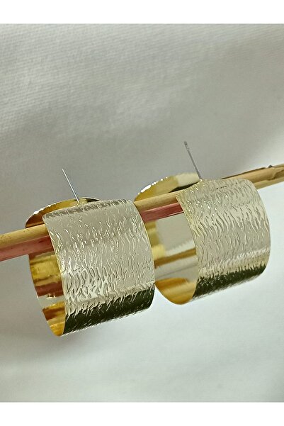 mos&more Gold C Şekilli Halka Hafif Büyük Şık Kadın Küpe