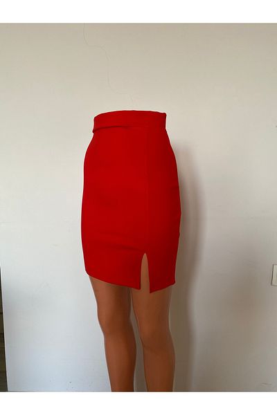 BRAVORİTE Red Slit Detail Skirt