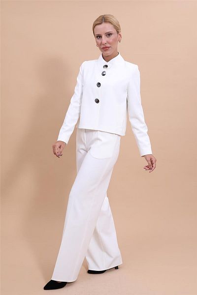 ÖNDER ÖZSOY Oval Stand Collar Short Jacket & Corsage Belt Palazzo Pants-White