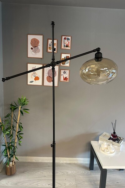 Bamyum Cam Bal Rengi Lambader Siyah Metal Gövde Modern Oturma Odası