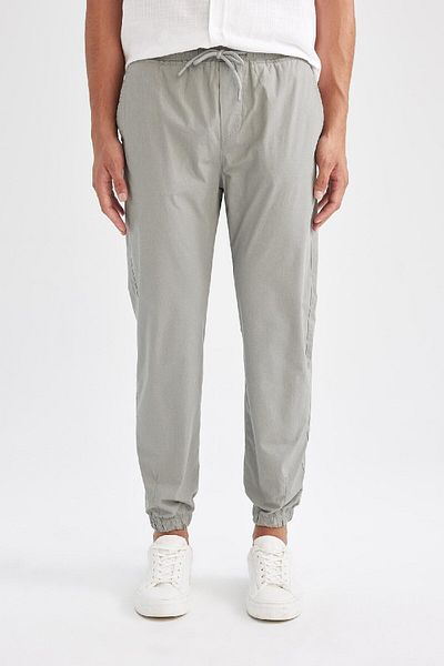 DeFacto Basic Cotton-Padded Jogger Pants - Straight Waist, Lace-Up Pockets, Elastic Leg D7782Ax24Au