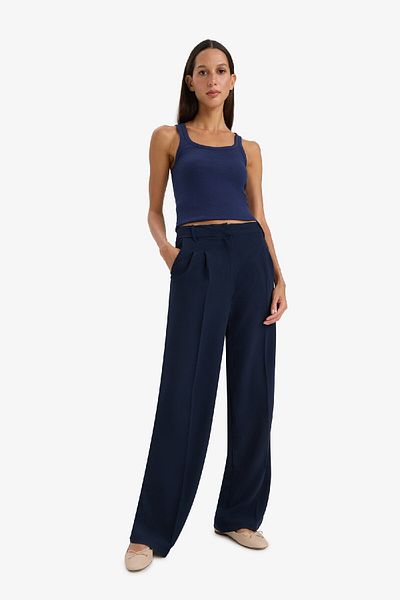 DeFacto Klassische Hose mit weitem Bein, weitem, weitem Bein, gebogen, doppelte Taschen, hohe Taille, gerade, Basic C3833ax24sm