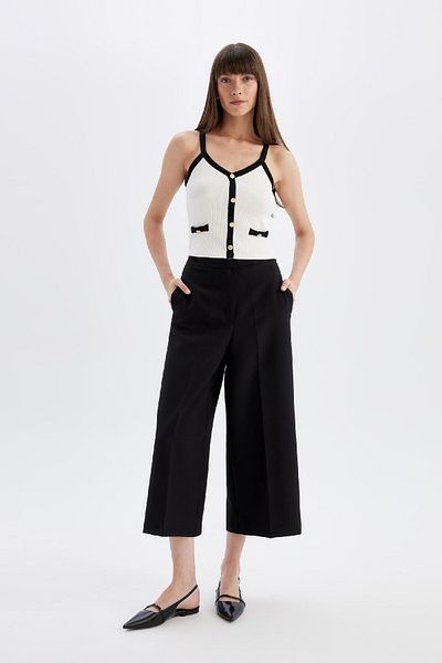 DeFacto Black Basic Chino Culotte with Pockets, Wide Leg C2052Ax24Au