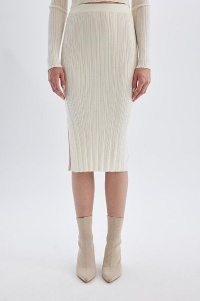 DeFacto Fusta midi Cool Slim Fit Basic Knitwear - Fătură simplă A2058ax24au