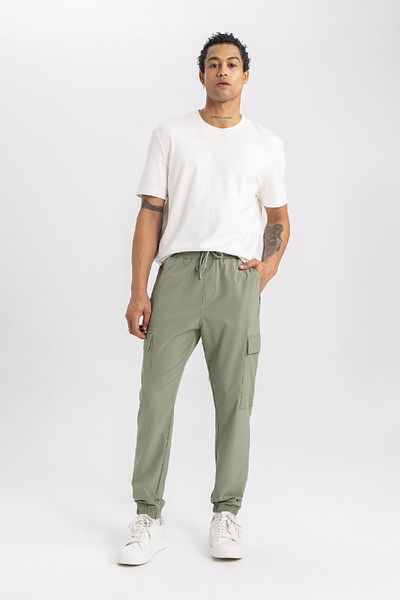 DeFacto Fit Sportsman Jogger-Jogginghose – Cargo-Tasche, elastisches Bein C1883ax23wn