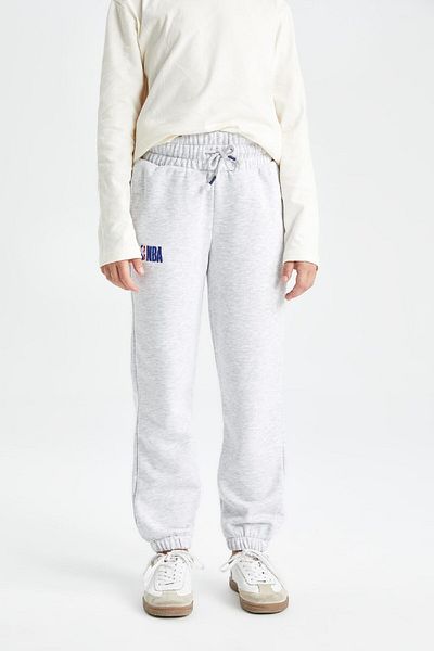 DeFacto Nba Wordmark Girl's Jogger Sweatpants - Elastic Waist and Pocket C9512A824Au