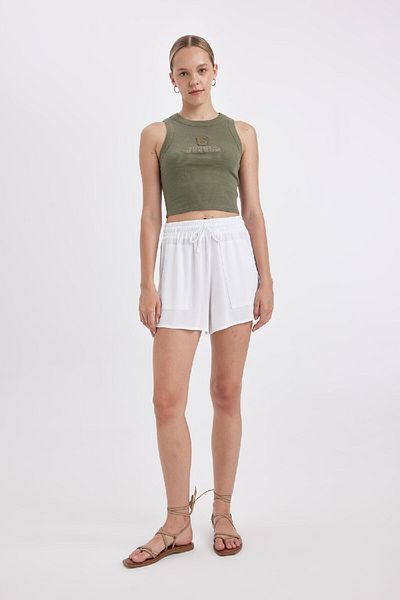 DeFacto Viskose-Crinkle-Shorts – Regular Fit, gerades Bein A3532AX24HS