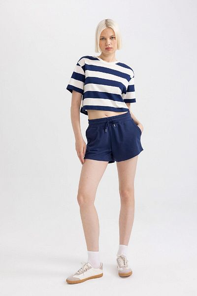 DeFacto Kurze Basic-Shorts mit normaler Passform und normaler Taille C7600ax24sm
