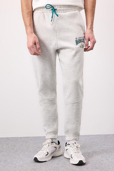 DeFacto DeFactoFit - NBA Milwaukee Bucks Sportsman Χοντρό παντελόνι Jogger με τσέπες και κορδόνι στη μέση D6