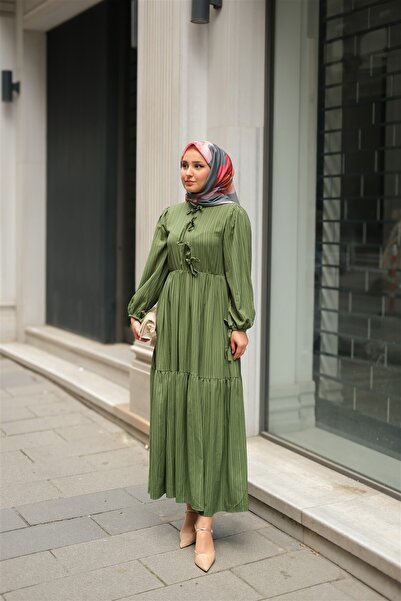 LOCCO Зелена сукня з завуженою талією