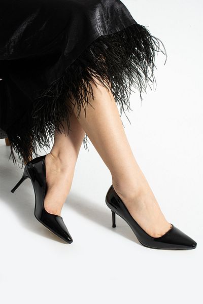 Güllü Shoes Tocuri înalte din piele vegană neagră lucioasă | Toc subțire de 7 cm |   Stiletto elegant | Rochie de seară de birou pentru femei Trend