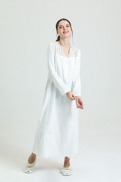 Magic Form Embroidered Buttoned Long Women's Nightgown