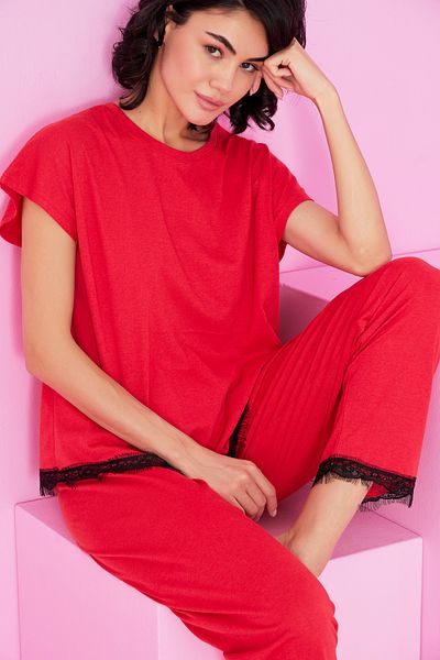 Siyah İnci Red Lace Detailed Crew Neck Knitted Pajama Set