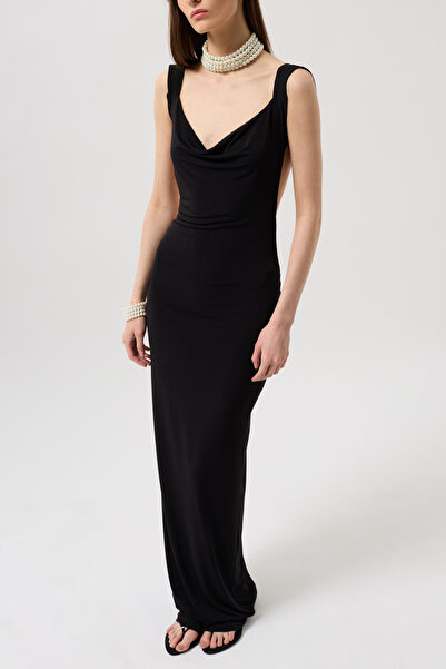 Black Fashion Sırt Dekolte Maxi Siyah Elbise