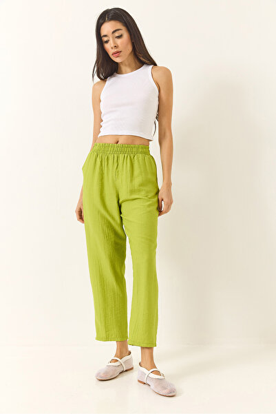 Bianco Lucci Women's Elastic Waist Pocket Detailed Slim Carrot Cut Trousers 3876 60281040