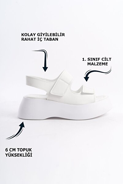 Limeo Bílé letní dámské sandály na klínovém podpatku se dvěma pruhy na vysoké podrážce se dvěma suchými zipy