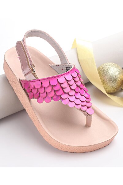 Pine kids صندل للأطفال من خشب الصنوبر مع إغلاق فيلكرو وتفاصيل قشور السمك - وردي