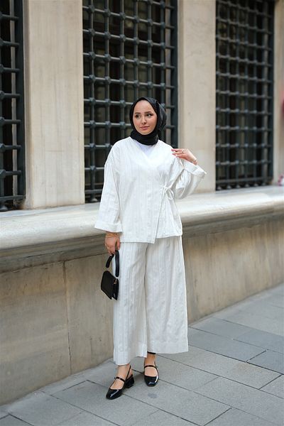 LOCCO Almond Stitched Women's Kimono Set White