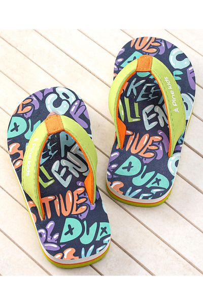 Pine kids صندل Pine Kids سهل الارتداء بطبعة نصية - أزرق داكن وليموني