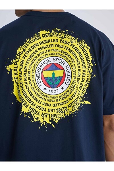 Fenerium Fenerbahçe Marineblaue Tribüne Hurra Fenerbahçe Männer Übergroßes T-Shirt