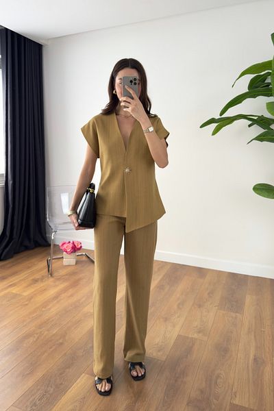 BİRCANÇİL Moona Mustard Gold Buttoned Vest Suit