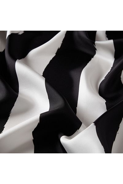 ipekevi Μαύρο και άσπρο Macro Zebra μοτίβο Tivil μεταξωτό φουλάρι