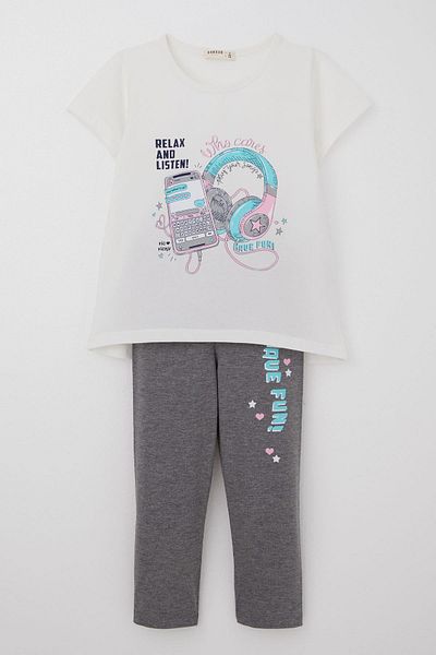 Breeze White Girl's Tights Set - Delightful Timed, Age 5-10