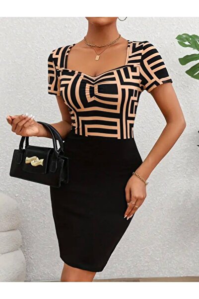 Moda Monisa فستان نسائي متاهة منقوش بياقة على شكل قلب وأكمام قصيرة متوسط ​​ال...