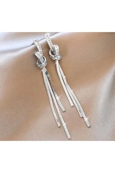 Dgt Luxury Yapay Elmas Detaylı, Zarif, Püskül Küpe-Kulak İğnesi 925 Ayar Gümüş