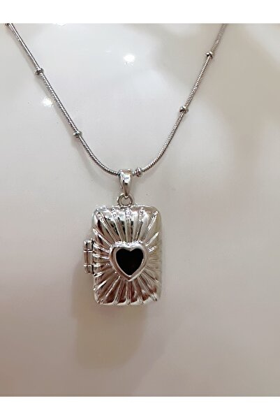 ECEMSEL قلادة من الفولاذ باللون الفضي مع تفاصيل حجر أحمر كلاريت