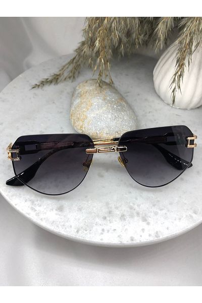 Mazzy Design Black Sunglasses