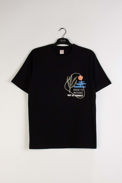 wakawakakidsstore Front and Back Printed Crew Neck Boy's T-Shirt - Black