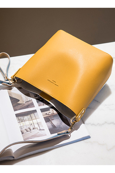 ETG Women's PU Casual Simple Shoulder Crossbody Bag Bucket Bag