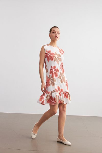 Trendseninle Women's Orange-White Floral Print Sleeveless Mini Crinkle Dress