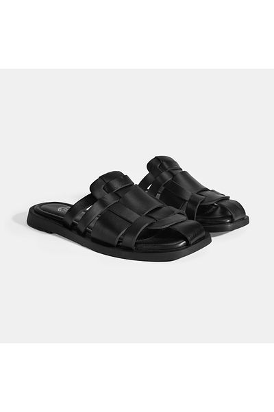 Desa Women's Black Leather Slippers