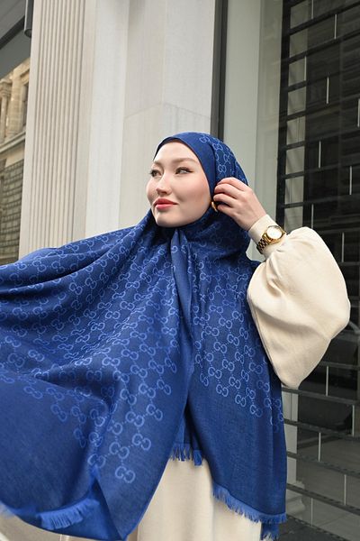 Pull Scarfs Şal din mătase din lână importată cu model G - albastru