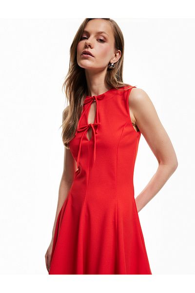 Koton Crepe Scuba Fabric Bow Detail Sleeveless Mini Dress