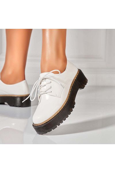Joana Women's casual shoes in white, made of ecological leather Bradyn