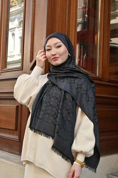 Pull Scarfs Imported Wool Silk C Pattern Shawl Black
