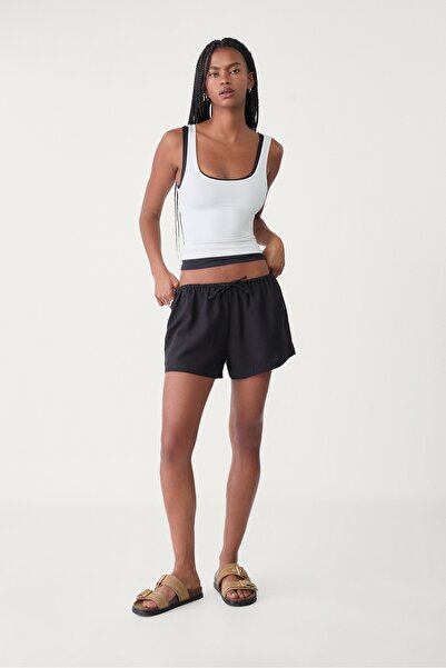 Stradivarius Keten bağcıklı şort